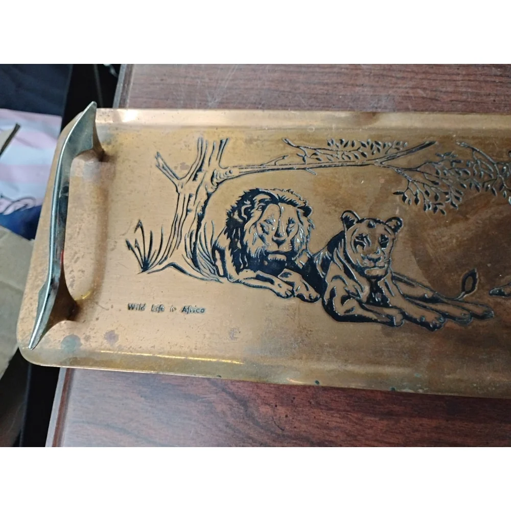 Vtg 18‎ Inch Copper Tray With Handles And Etched Lions Wildlife In Africa